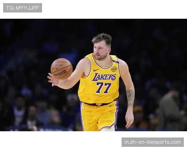 湖人精准补强肯纳德获A- 外线投射升级适配东契奇体系